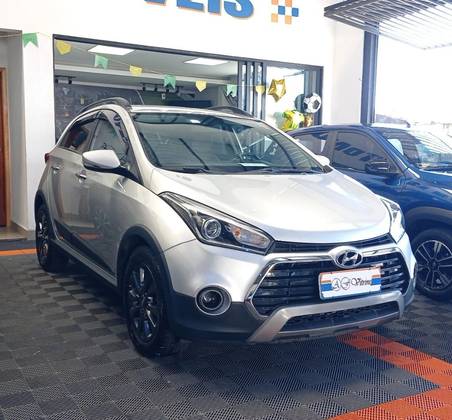 HYUNDAI HB20X 1.6 16V PREMIUM FLEX 4P AUTOMÁTICO HYUNDAI HB20X 1.6 16V PREMIUM FLEX 4P AUTOMÁTICO